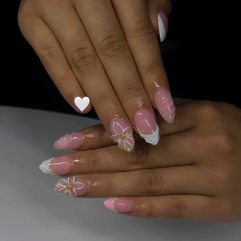 Nails Couture X at work